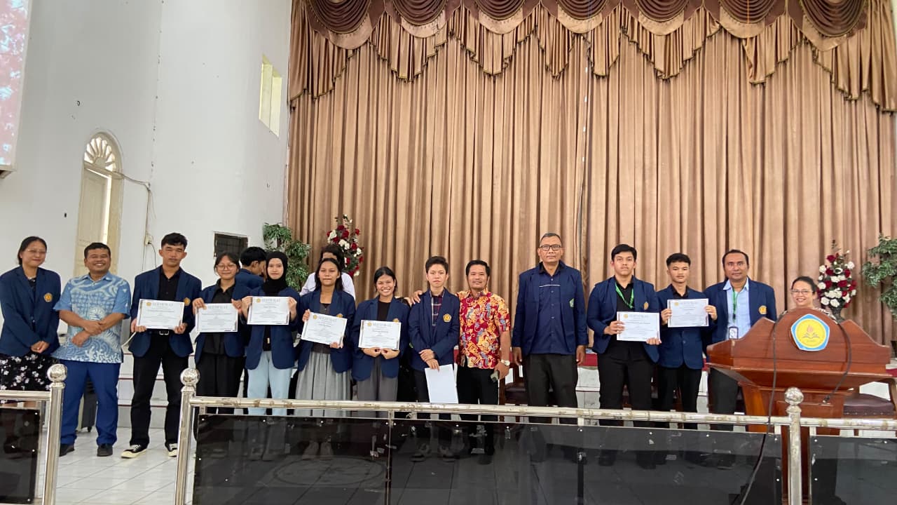 Penghargaan Mahasiswa Berprestasi
